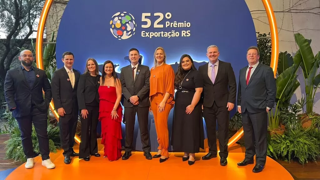 Sandro Volnei Renz, Jane Britto, Fernanda Souza, Evaldo Guterres, Geison Strack, Toni Garske, Vagner Nerbas, Micheli Kuhn e Andre Spellmeier.